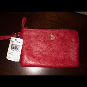 NWT! COACH Corner Zip True Red Leather Wristlet
